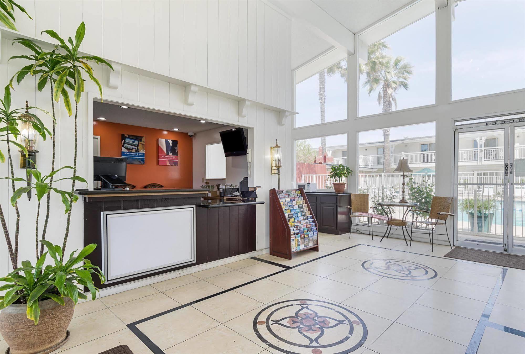Motel 6-Santa Maria, Ca - South エクステリア 写真