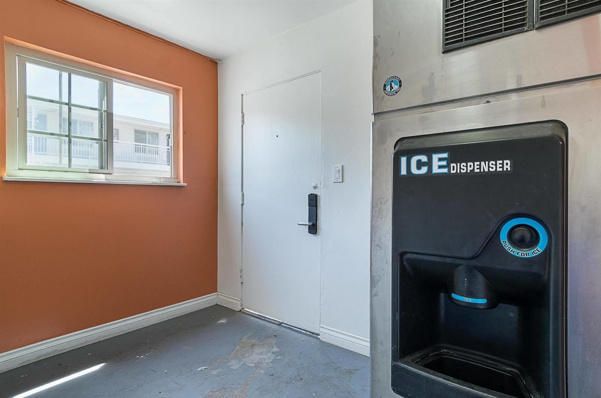 Motel 6-Santa Maria, Ca - South エクステリア 写真